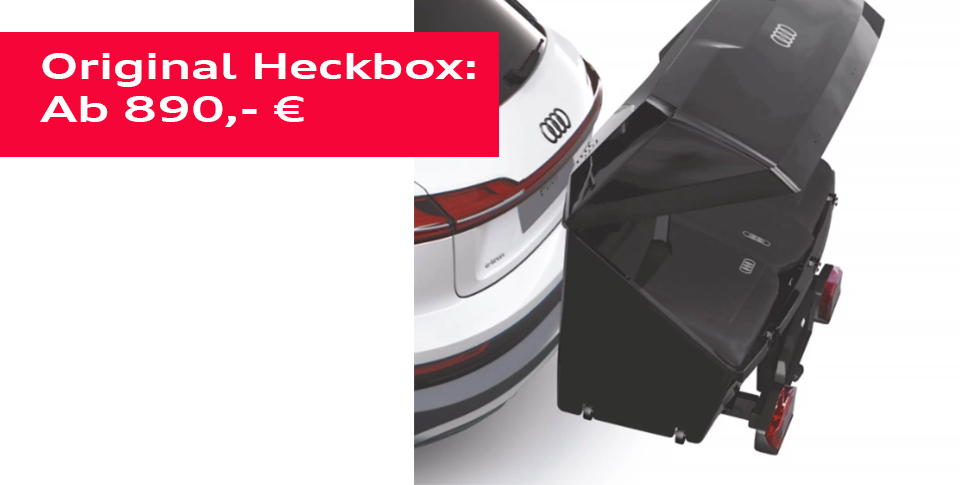 Original Audi Heckbox in schwarz mit Logo an einem wei&szlig;en Audi montiert